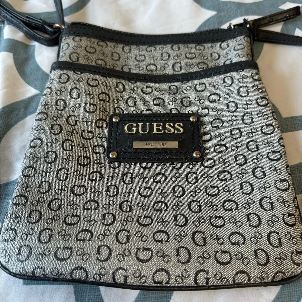 Lot of 5 purses - Picture 5 of 16